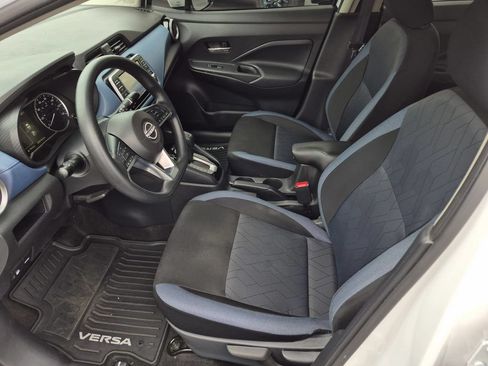 Used 2025 Nissan Versa SV w/ Trunk Package FWD image 12