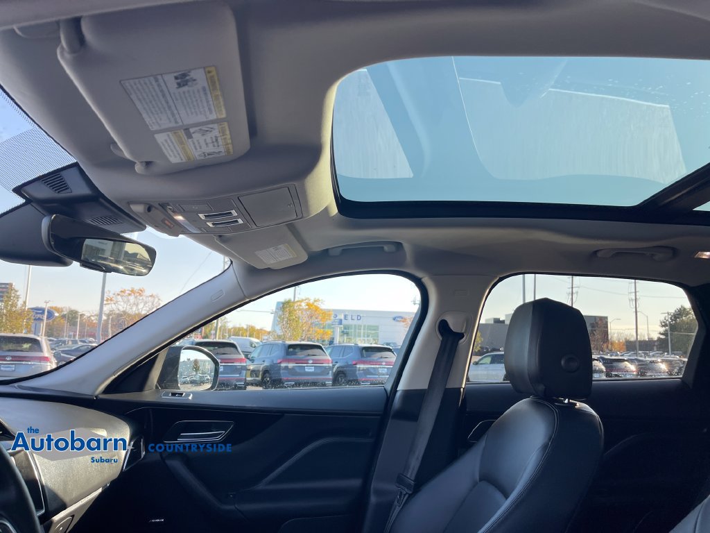 Used 2020 Jaguar F-PACE Premium AWD/4WD image 19