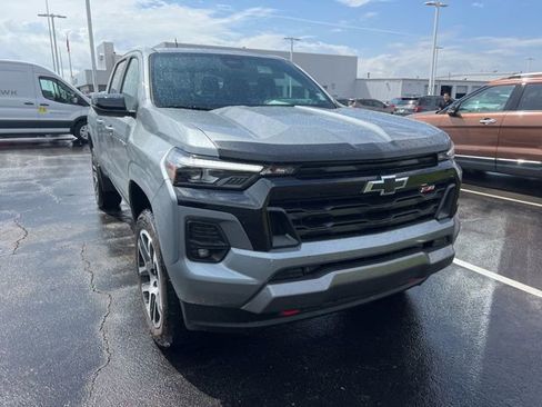Used 2024 Chevrolet Colorado Z71 w/ Advanced Trailering Package image 5