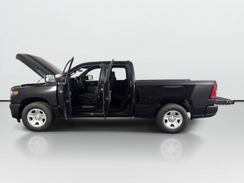 New 2026 RAM 1500 Tradesman AWD/4WD image 10