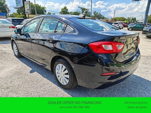 Used 2017 Chevrolet Cruze LS image 3