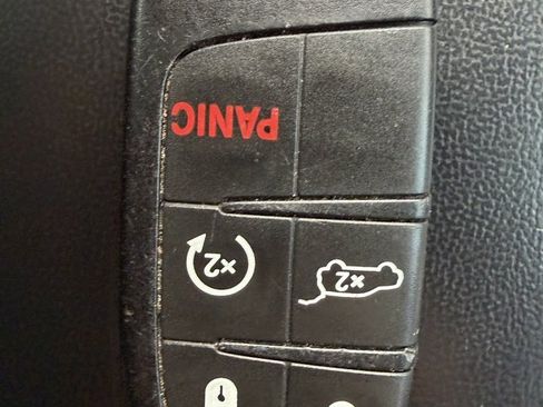 Used 2021 Dodge Durango GT image 31