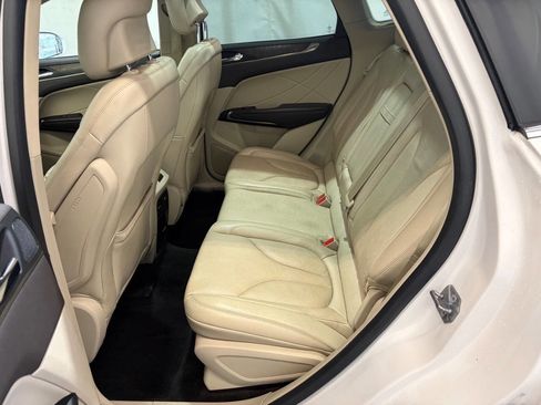 Used 2018 Lincoln MKC Reserve w/ Lincoln MKC Climate Package image 23