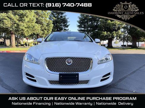Used 2015 Jaguar XJ L Portfolio RWD image 2