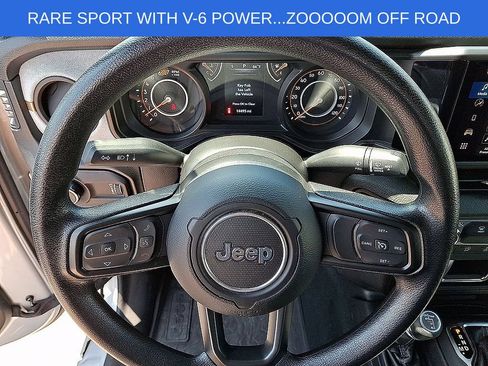 Used 2024 Jeep Wrangler Unlimited Sport AWD/4WD image 18