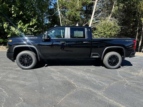 New 2026 Chevrolet Silverado 2500 Custom w/ Custom Value Package image 2