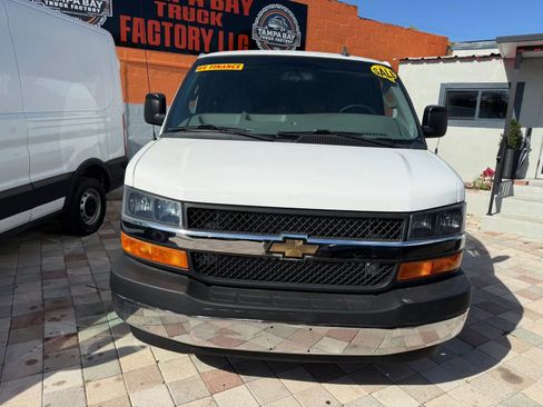 Used 2023 Chevrolet Express 2500 w/ Driver Convenience Package RWD image 5