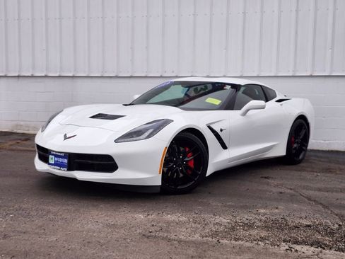 Used 2019 Chevrolet Corvette Stingray Coupe w/ Battery Protection Package RWD image 1