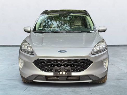 Certified 2020 Ford Escape Titanium AWD/4WD image 2