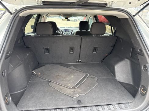 Used 2023 Chevrolet Equinox LT FWD image 10