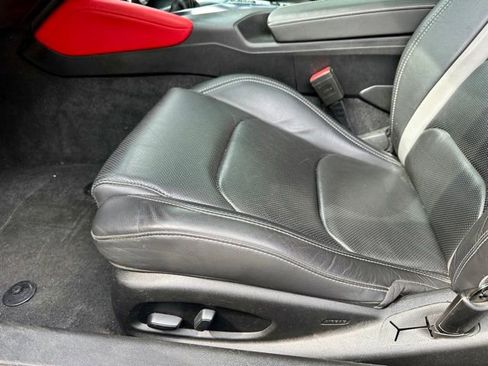 Used 2020 Chevrolet Camaro SS RWD image 13