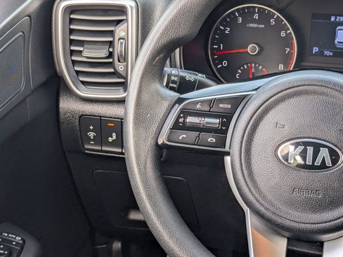 Used 2021 Kia Sportage LX w/ LX Fwd Popular Package image 17