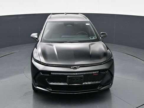 Used 2024 Chevrolet Equinox EV RS FWD image 28
