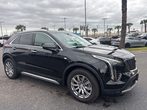 Used 2020 Cadillac XT4 Premium Luxury image 9