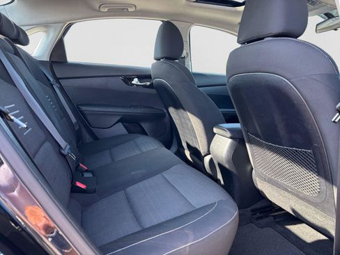 Used 2019 Kia Forte S w/ S Premium Package FWD image 46