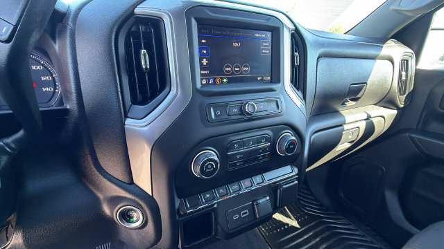 Used 2022 Chevrolet Silverado 1500 Custom AWD/4WD image 25