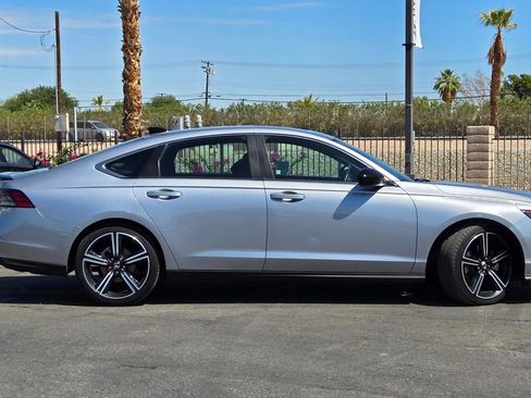 Used 2023 Honda Accord Sport image 3