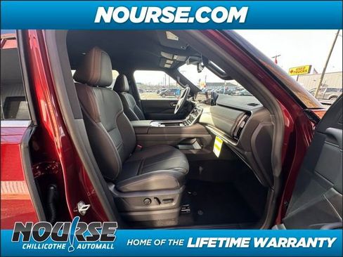 New 2025 Nissan Armada SL w/ Captain's Chari Seat Package image 14