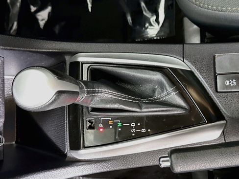 Used 2019 Toyota Corolla LE FWD image 20