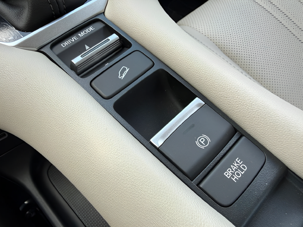 Used 2027 Honda HR-V EX-L image 27