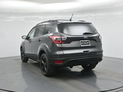 Certified 2018 Ford Escape SEL image 28