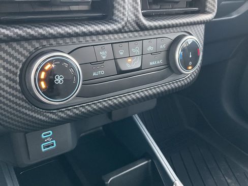 Used 2024 Ford Maverick XL w/ Equipment Group 100A Standard image 4