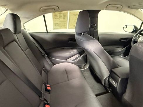 Used 2026 Toyota Corolla LE image 43