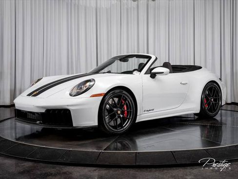 Used 2026 Porsche 911 GTS image 7