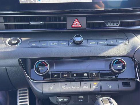 Certified 2025 Hyundai Elantra N image 46