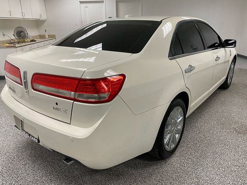 Used 2012 Lincoln MKZ image 5