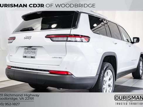 Certified 2024 Jeep Grand Cherokee L Limited w/ Luxury Tech Group II image 5