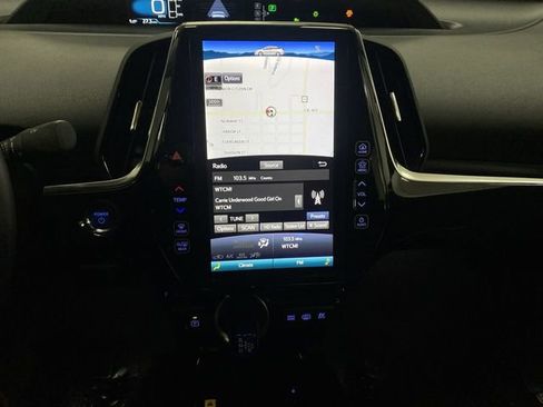 Used 2020 Toyota Prius Prime XLE image 21