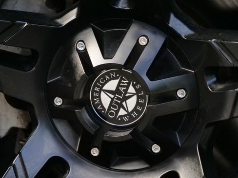 Used 2022 Jeep Wrangler Sport image 38