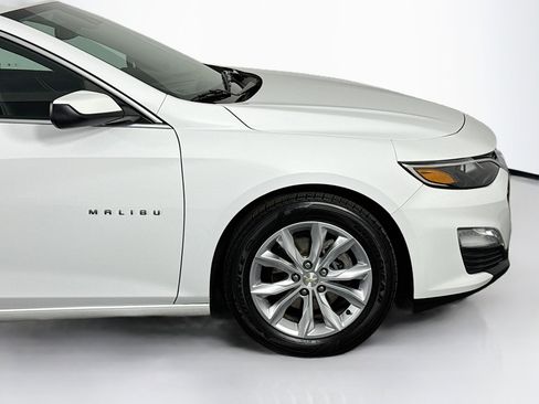 Used 2020 Chevrolet Malibu LT w/ Leather Package image 40