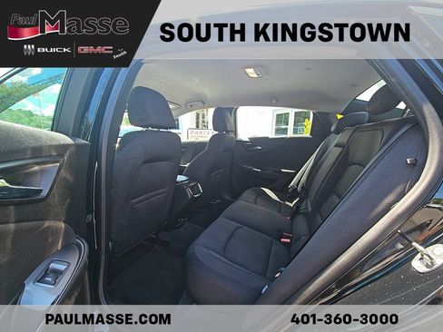 Used 2016 Chevrolet Malibu LT FWD image 15