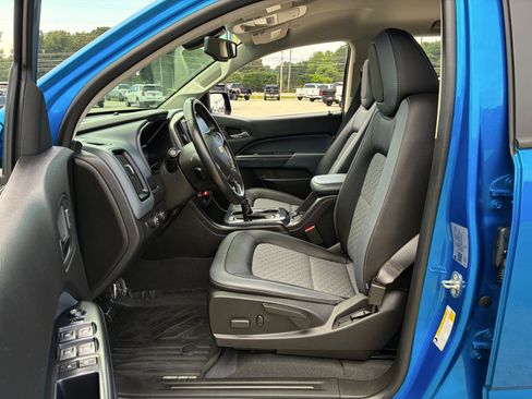 Used 2021 Chevrolet Colorado Z71 AWD/4WD image 13