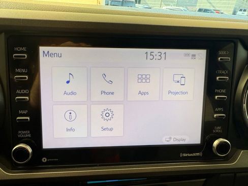 Used 2021 Toyota Tacoma TRD Sport w/ Technology Package RWD image 38