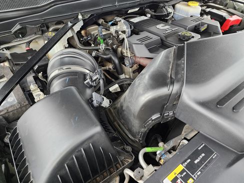 Used 2022 RAM 3500 Big Horn w/ Level C Equiment Group image 20