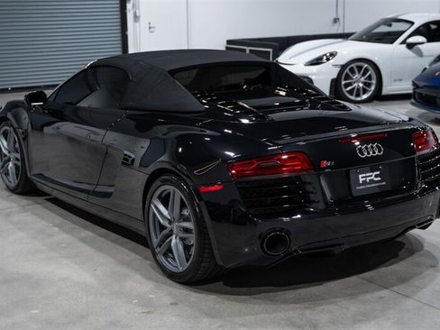 Used 2014 Audi R8 V8 AWD/4WD image 12