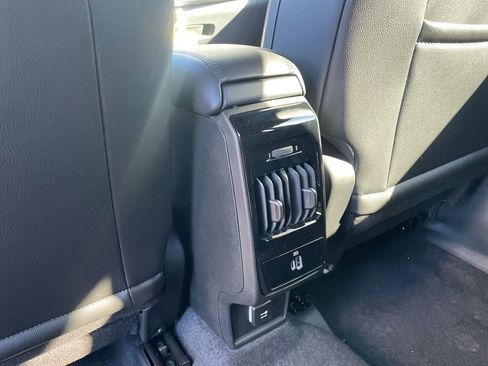 New 2026 Jeep Compass Trailhawk w/ Sun, Sound & Navigation Group image 27