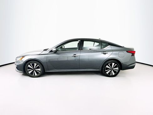 Used 2019 Nissan Altima 2.5 SV FWD image 4