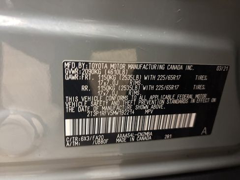 Used 2021 Toyota RAV4 XLE AWD/4WD image 39