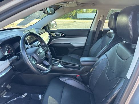Used 2022 Jeep Compass Limited AWD/4WD image 8