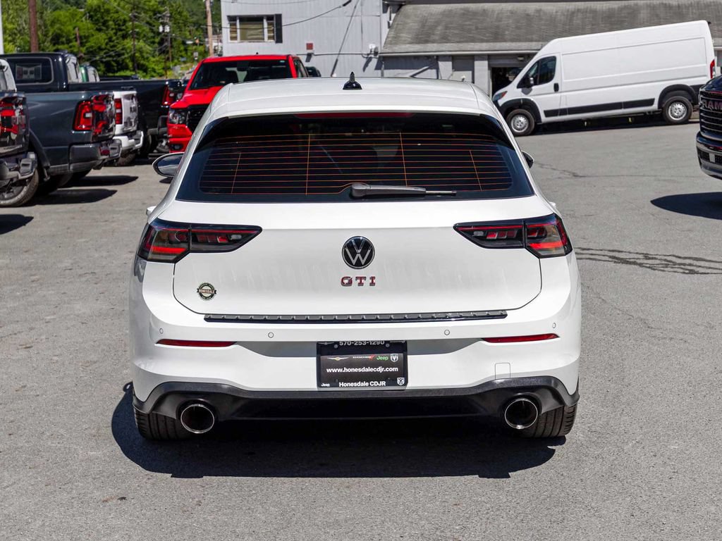 Used 2025 Volkswagen GTI SE FWD image 5