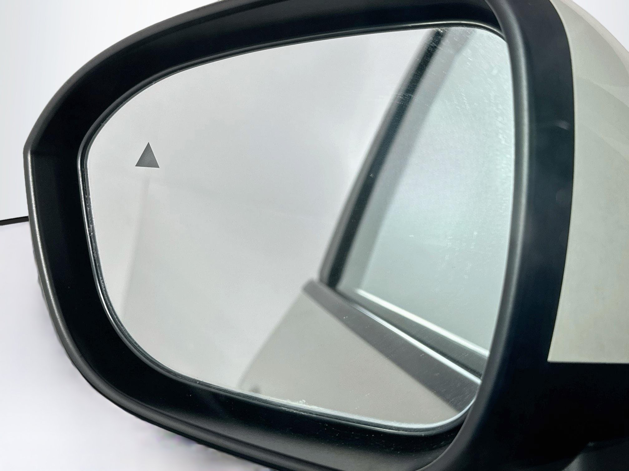 Used 2023 Nissan Rogue SV FWD image 16