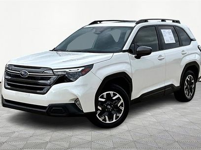 Used 2025 Subaru Forester Premium w/ Convenience Package #1