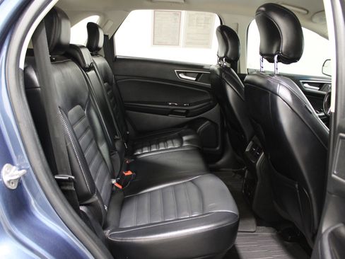 Used 2018 Ford Edge SEL w/ Equipment Group 201A image 32