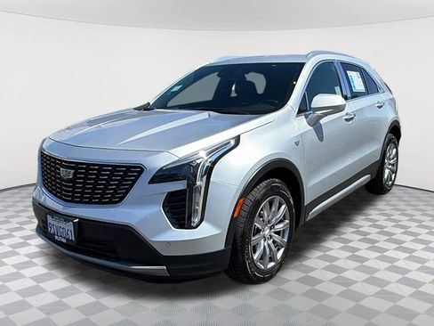 Used 2020 Cadillac XT4 Premium Luxury FWD image 1