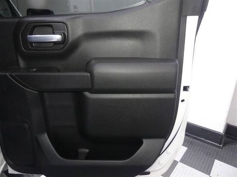 Used 2020 Chevrolet Silverado 1500 W/T w/ WT Value Package AWD/4WD image 23