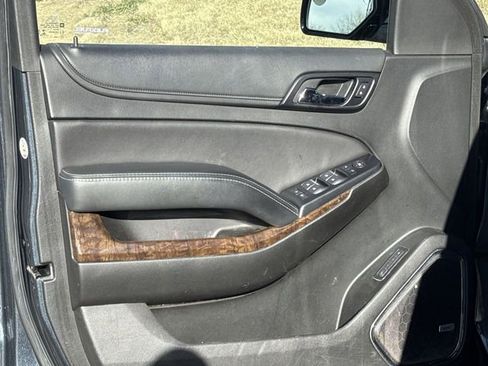 Used 2019 Chevrolet Tahoe LT image 19